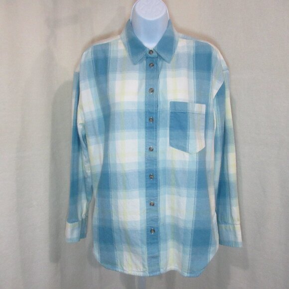 Soft Plaid Button-Up Flannel by Universal Thread | Size Small - Picture 2 of 9